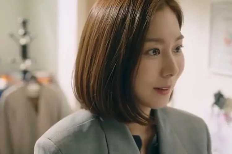 Sinopsis Ghost Doctor Episode 11 Rabu 2 Februari 2022: Jang Se Jin Datangi Psikiater Karena Hal Ini