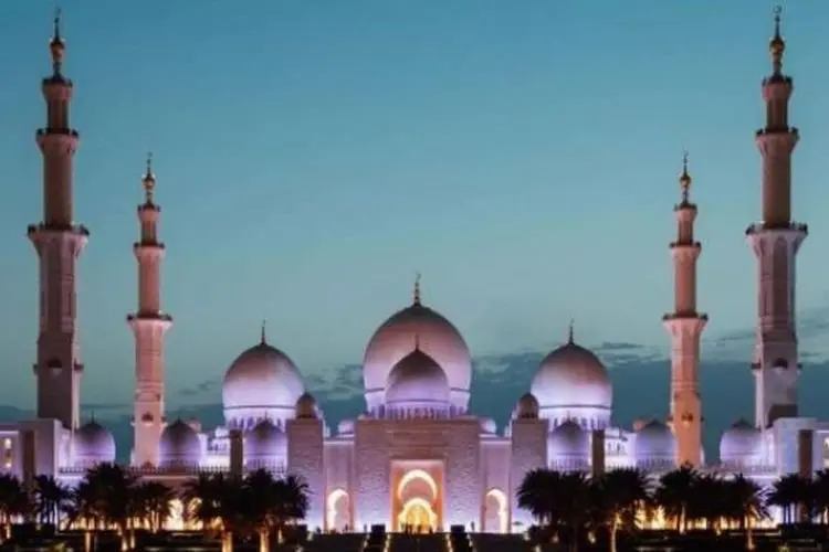 Bukan Cuma Dapat Pahala, Ini 3 Manfaat Berpuasa Ramadan, Kamu juga Bisa Sehat, lho!