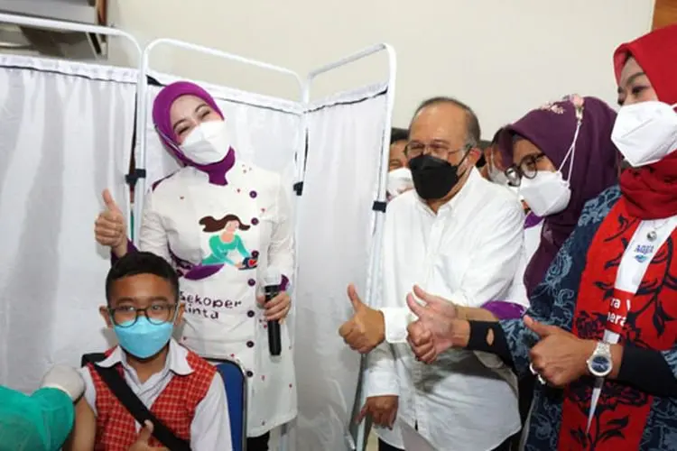 Danone Indonesia Dukung Pemprov Jabar Seribu Dosis Vaksinasi Anak Generasi Maju