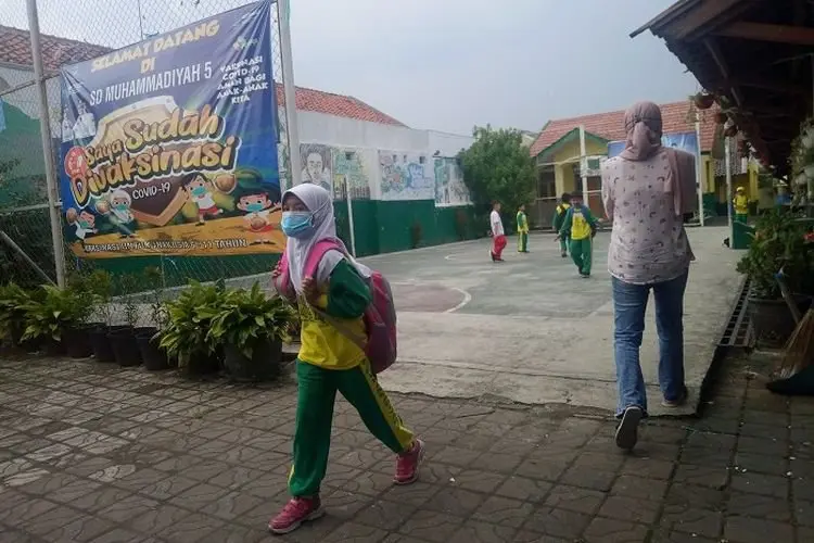 Kasus Positif Covid 19 di Kabupaten Garut Melonjak, Kok PTM Jalan Terus?