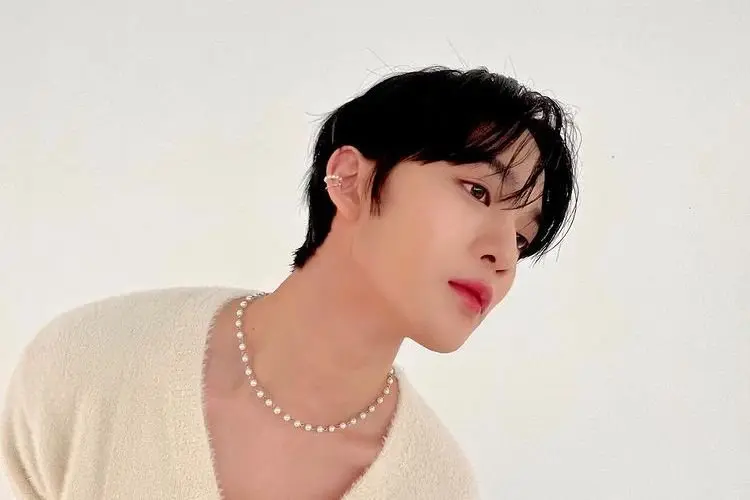 Pulang dari Liburan Tahun Baru Imlek, Bae Jin Young CIX Dikonfirmasi Positif Covid-19