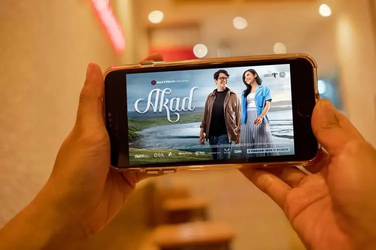 MAXstream Rilis 'Akad', Film Orisinal Perjalanan Cinta Seorang Perempuan yang Tak Ingin Menikah