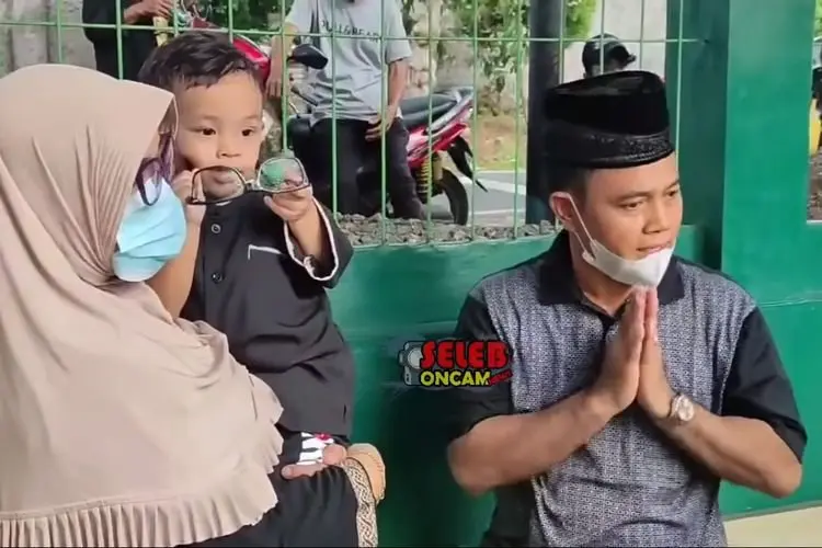 Ini Alasan Haji Faisal Ajak Gala Sky ke Makam Vanessa Angel dan Bibi Andriansyah