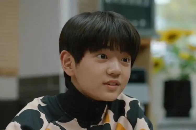 Sinopsis Dr. Park's Clinic Episode 9: Dong Gu Rela Lakukan Ini untuk Orang Lain?