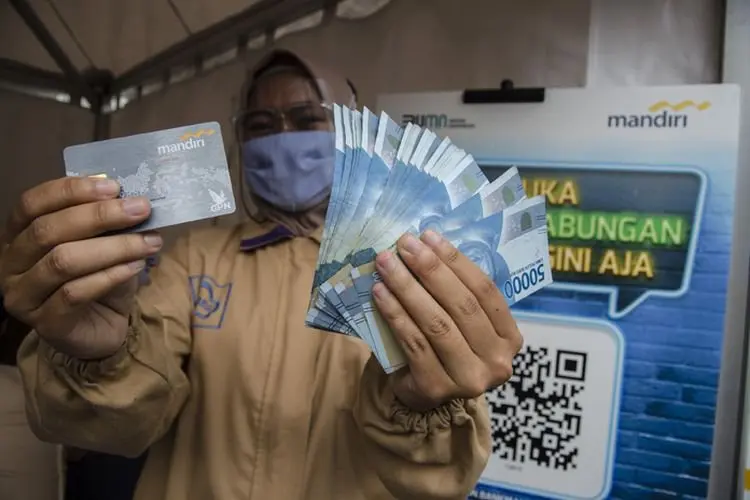 Bansos PKH dan BPNT Cair Lagi! Siapkan KTP Lalu Datangi Kantor Desa Setempat