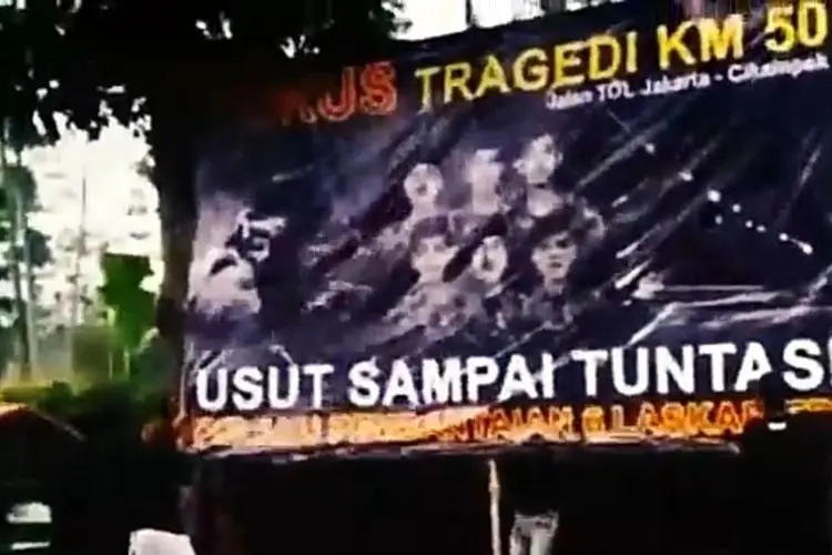 Soal Baliho Habib Rizieq dan Tragedi KM 50, Refly Harun: Sebagian Masyarakat Merasa Tak Puas