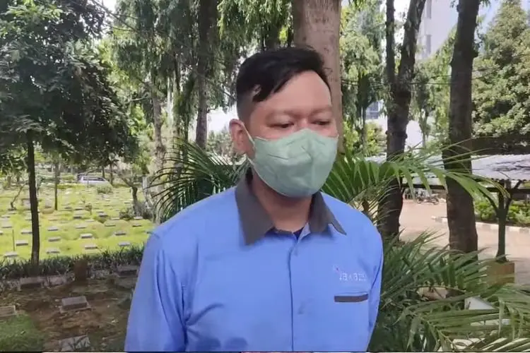 Pengurus TPU Karet Bivak Ungkap Fakta Soal Pemindahan Makam Vanessa Angel