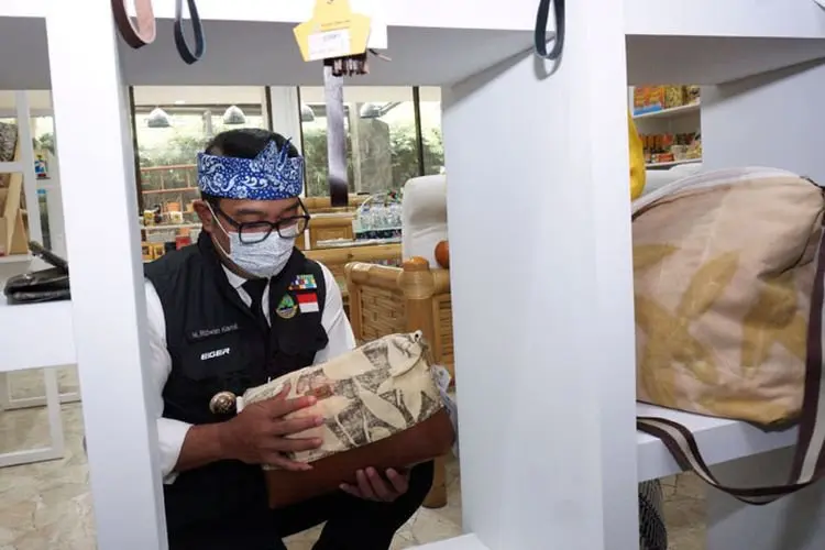Foto: Peluncuran Pusat Kerajinan dan Kuliner Jawa Barat Kerabat Store