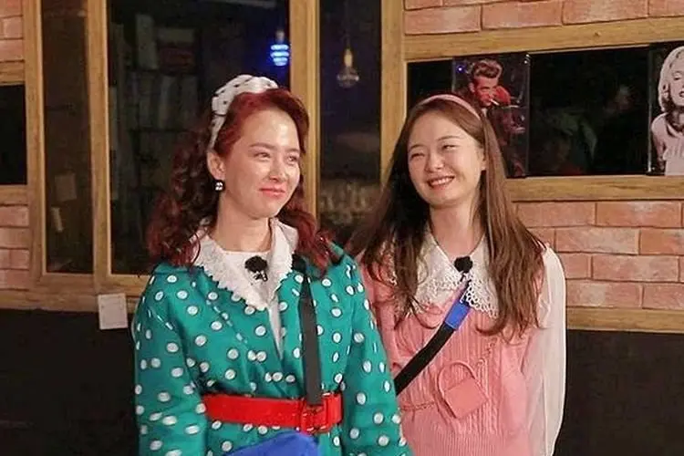 Song Ji Hyo dan Jeon So Min yang Berkursi Roda Kembali Bergabung dengan 'Running Man'