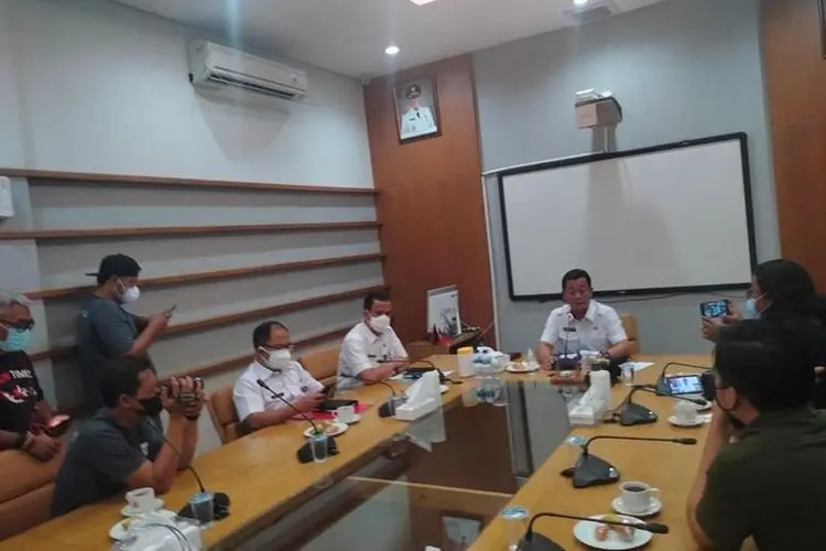 Duh, Ema Sumarna Sebut Masyarakat Mulai Abai Prokes