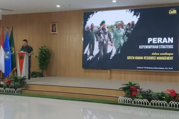 Beri Kuliah Umum di Unjani, KSAD Dudung Abdurachman Dorong Mahasiswa Jadi Pemimpin Berani