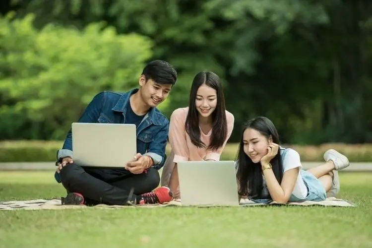 Mau Kuliah Gratis ke Luar Negeri? Pemerintah Luncurkan Beasiswa Garuda 2025 untuk Siswa Berprestasi