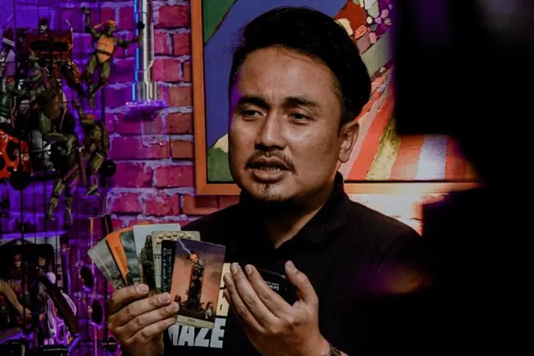 Denny Darko Ramal Pemindahan Makam Vanessa Angel Bisa Batal Jika....