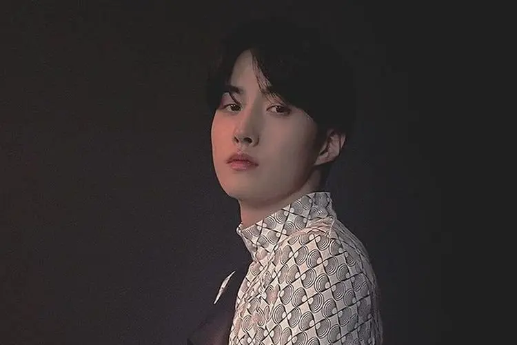 Yeo One Pentagon Alamai Kecelakaan Mobil, Semua Aktivitas Dihentikan Sementara Waktu