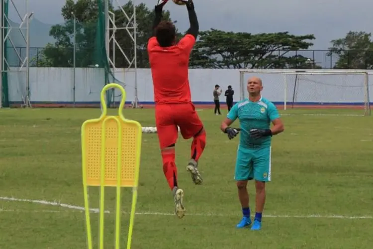 Persib Bandung Minus Tiga Pemain Hadapi PSS Sleman