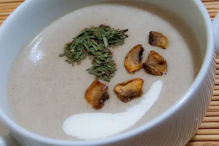 Resep dan Cara Membuat Cream Soup Jamur, Nikmat Disantap Selagi Hangat Bund!