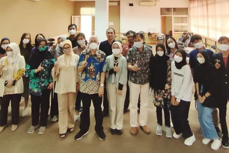 Merdeka Belajar - Kampus Merdeka, ISBI Bandung Lepas 28 Mahasiswa dan 4 Dosen