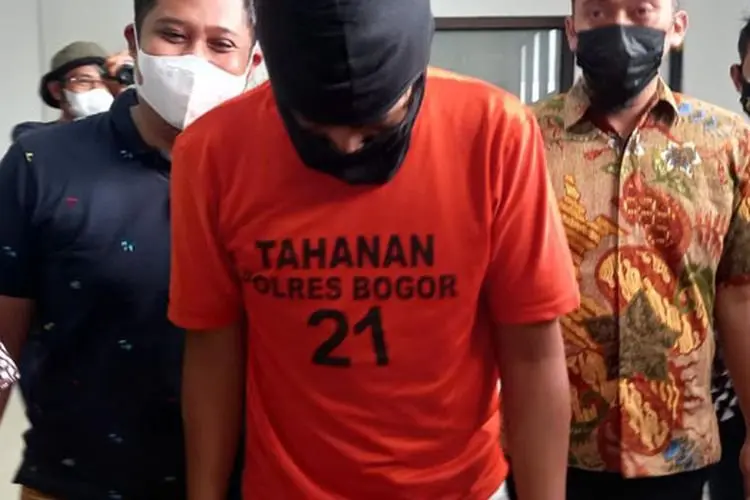Pelaku Pembunuhan dan Pembuangan Mayat di Cibinong Terbakar Api Cemburu