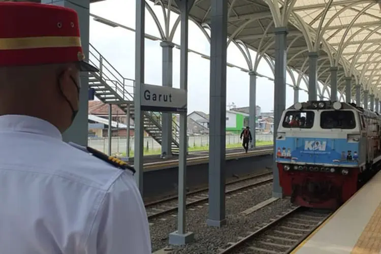 Reaktivasi Jalur KA Cibatu Garut, Sebulan Lagi KA Garut ke Pasar Senen Segera Meluncur