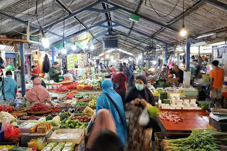 Cegah Penyebaran Covid-19, Pasar Sederhana Kota Bandung Perketat Penerapan Prokes
