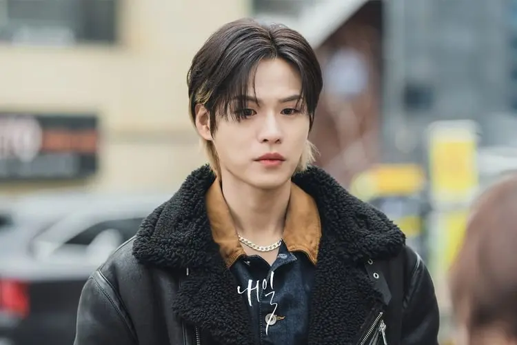 Bikin Oleng! Yoon Ji On Tampil Unik Jadi Malaikan Maut Dalam Drama Baru 'Tomorrow'