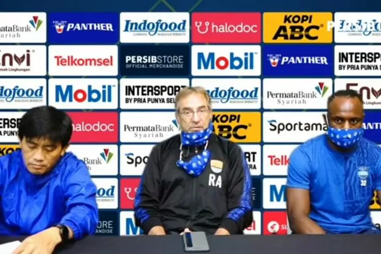 Prediksi Line Up Persib Vs PSIS, Robert Albert Ajukan Permintaan Ini