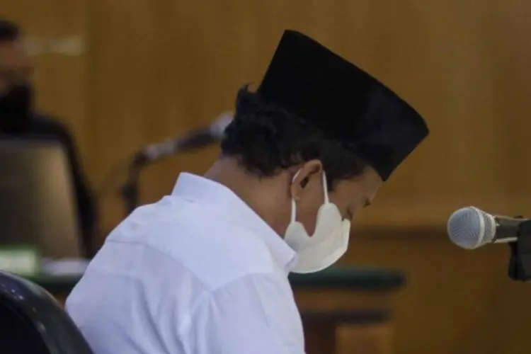 Herry Wirawan Divonis Seumur Hidup, Aktivis: Idealnya Hukuman Mati