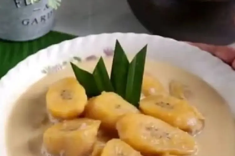 Puasa Bentar Lagi, Yuk Belajar Buat Kolak Pisang