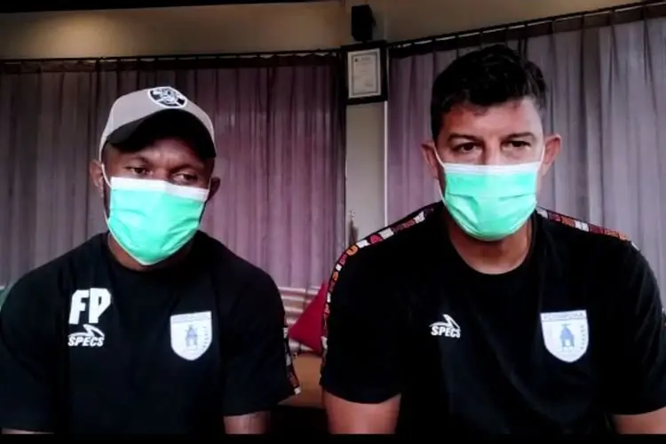 Jadwal Mepet, Ferinando Pahabol Punya Bekal Ini Hadapi Persib Bandung
