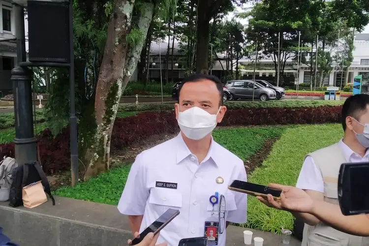 Asep Gufron Sebut Isoman di Hotel Lebih Murah Dari Rumah Sakit