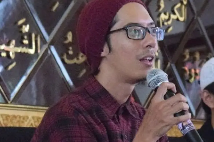 Tips Hijrah Ala Ustadz Handy Bonny, Mulai Dari Kebiasaan Kecil Ini!Â 