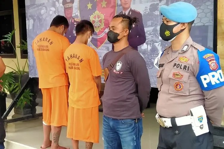 Polisi Ringkus Dua Pelaku Begal di Majalaya, Korban Diadang, Diacungi Golok, Motornya Dibawa