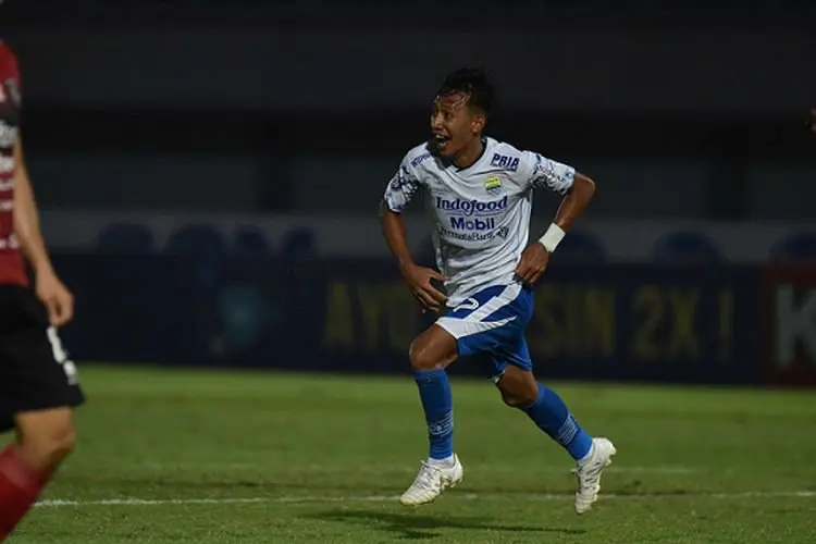 GACOR! Persib vs Persipura 3-0, Beckham Putra Nugraha Cetak Gol Kedua
