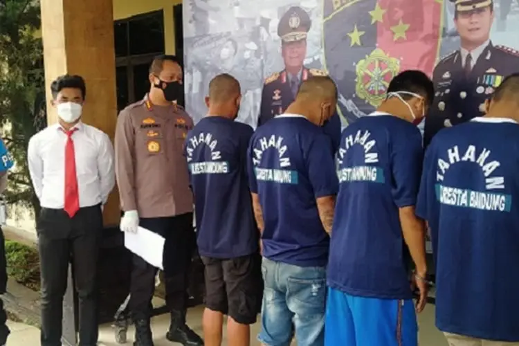 Nasib Apes Janda Kembang Kabupaten Bandung, Habis Karaokean, Diperkosa Pula di Kebun Teh Rancabali