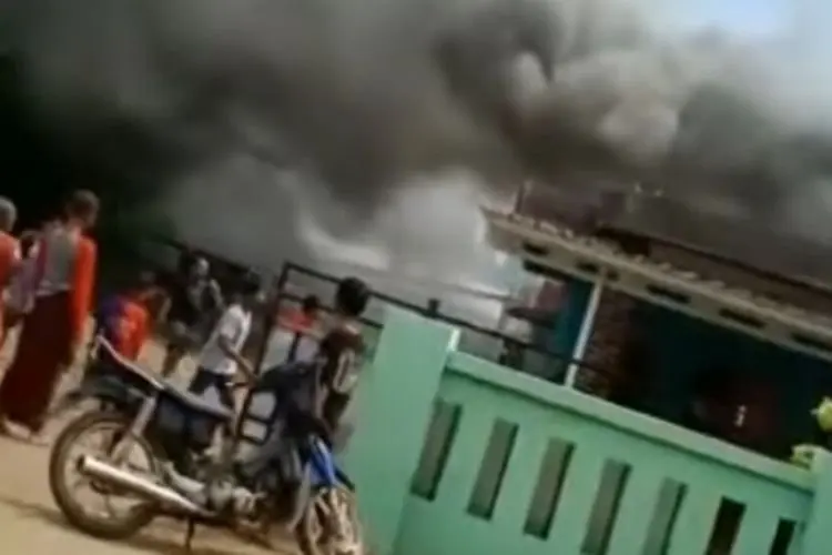 Ponpes di Karawang Terbakar, 8 Santri Dilaporkan Meninggal Dunia