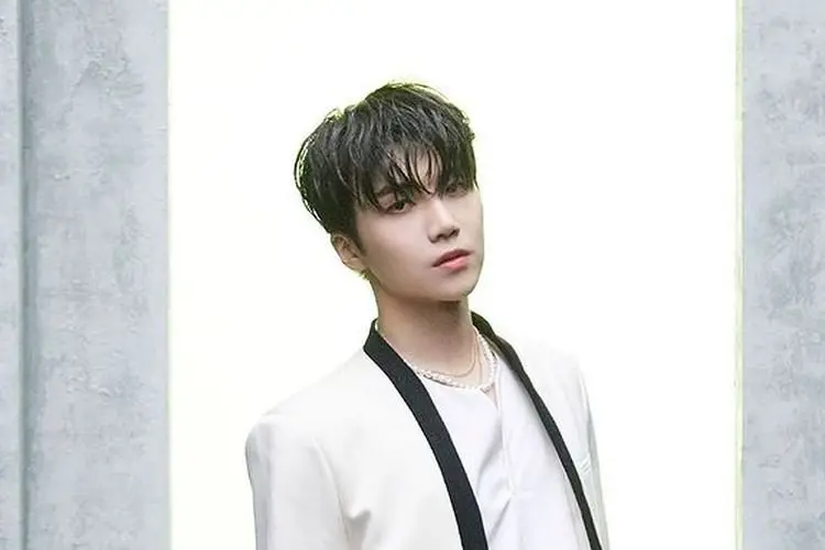 Jinho PENTAGON Positif Covid-19, Penampilannya di 'Show Champion' Dibatalkan