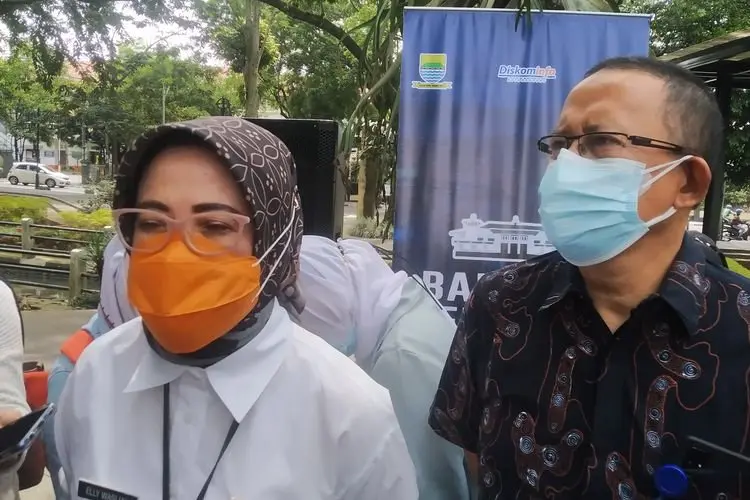 Elly Wasliah Sayangkan Adanya Oknum Jual Minyak Goreng Dengan Harga Tinggi