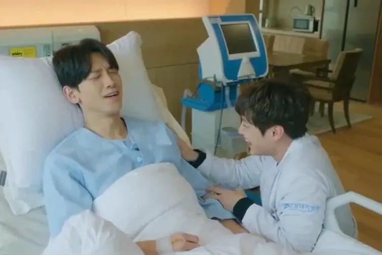 SPOILER Ghost Doctor Episode Terakhir: Go Seung Tak dan Jang Se Jin Bahagia, Operasi Cha Young Min Berhasil