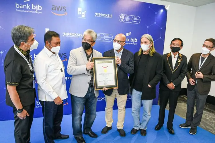 Menuju Bank Hybrid Andal, bank bjb Gandeng Entitas IT Kelas Dunia