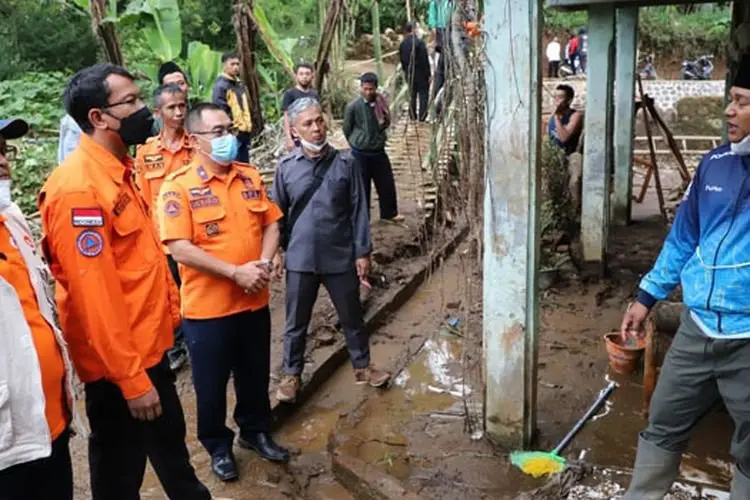 Helmi Budiman Dorong Relokasi 12 Unit Rumah Terdampak Banjir Bandang Cikajang Garut