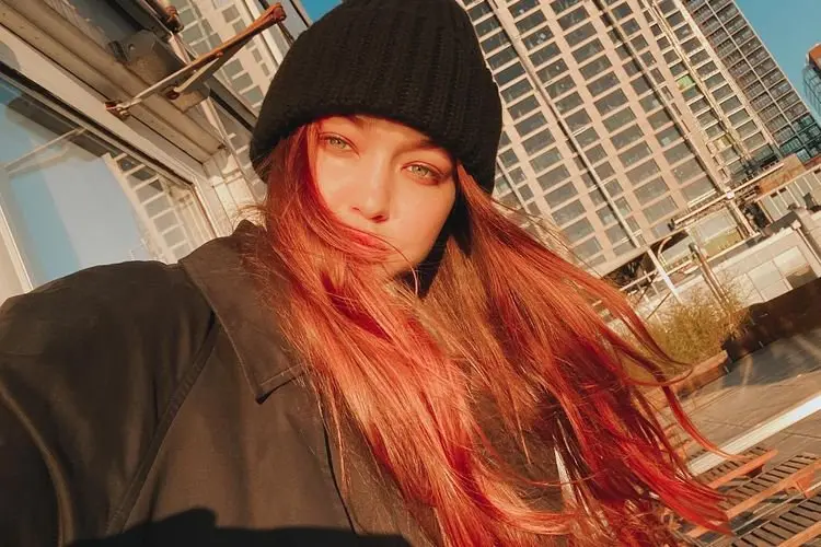 Bahas Polemik Rusia-Ukraina, Komentar Gigi Hadid Jadi Sorotan