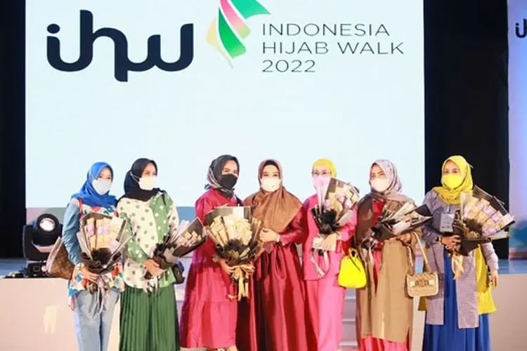 Penuhi Kebutuhan Fesyen Muslim, Indonesia Hijab Walk Kembali Digelar