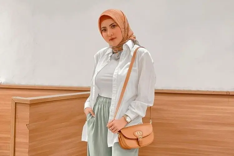 Dikenal Sebagai Model Majalah Dewasa, Ayu Aulia Sebut Banyak Kerjaan yang Harus Dibatalkan Usai Berhijab