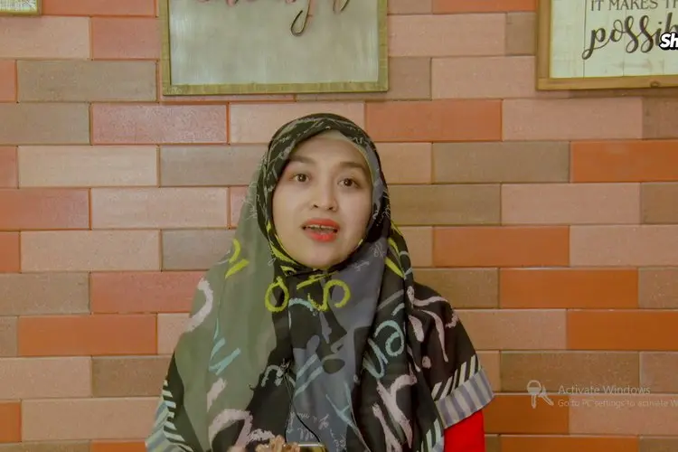 Tips Jadi Perempuan Cantik Menurut Islam, Ustadzah Haneen Akira: Bukan Karena Make Up!