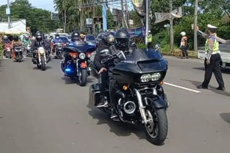 Ganjil Genap di Puncak Gak Berlaku Bagi Motor dan Moge