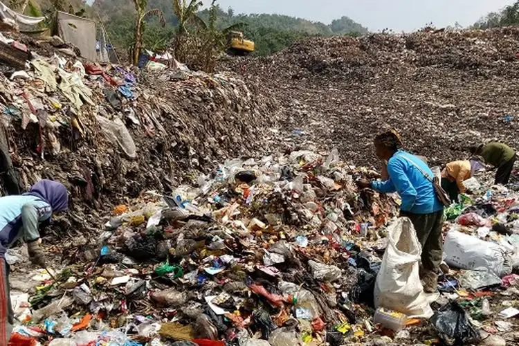 DLH Kota Bandung Putar Otak Untuk Meningkatkan Retribusi Sampah