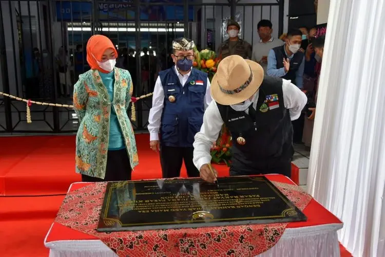 Resmikan Pasar Pasalaran, Ridwan Kamil : Butuh 5 Tahun Revitalisasi Pasar Ini