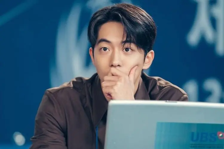 Spoiler Twenty Five Twenty One Episode 6: Baek Yi Jin Miliki Kesempatan Siarkan Pertandingan Anggar