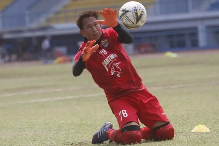 Kembali Tampil dan Menang, Ini Ungkapan Kebahagian Kiper Persib I Made Wirawan
