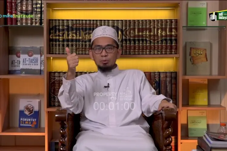 Ini Dia 5 Manfaat Sholat yang Bikin Tenang, Ustadz Adi Hidayat: Ibadah Paling Utama